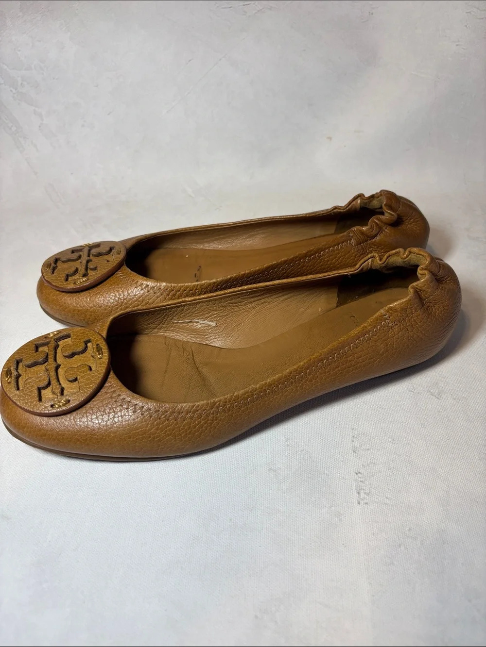 Tory Burch Cognac Tan Leather Logo Ballet Flats, size 9